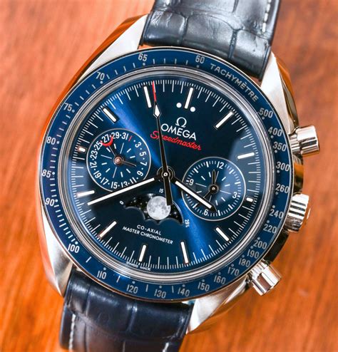 omega speedmaster moon watch review.